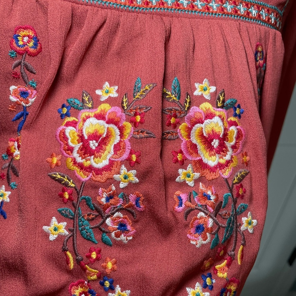 Savanna Jane Terracotta Floral Embroidered Blouse - Picture 4 of 7